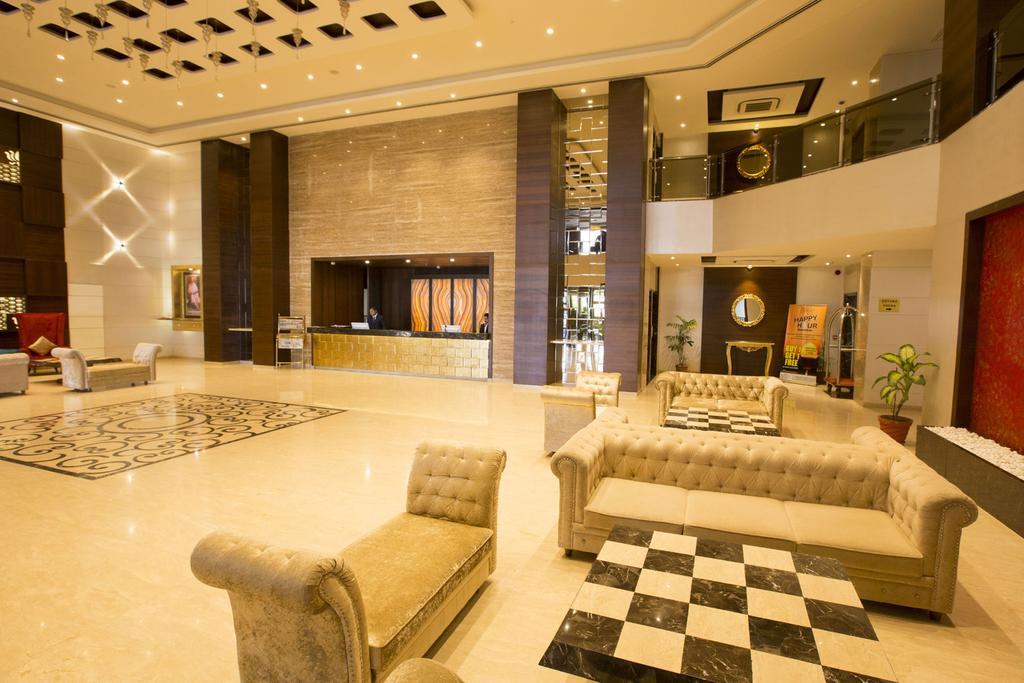 Anjushree Hotel Ujjain Bagian luar foto