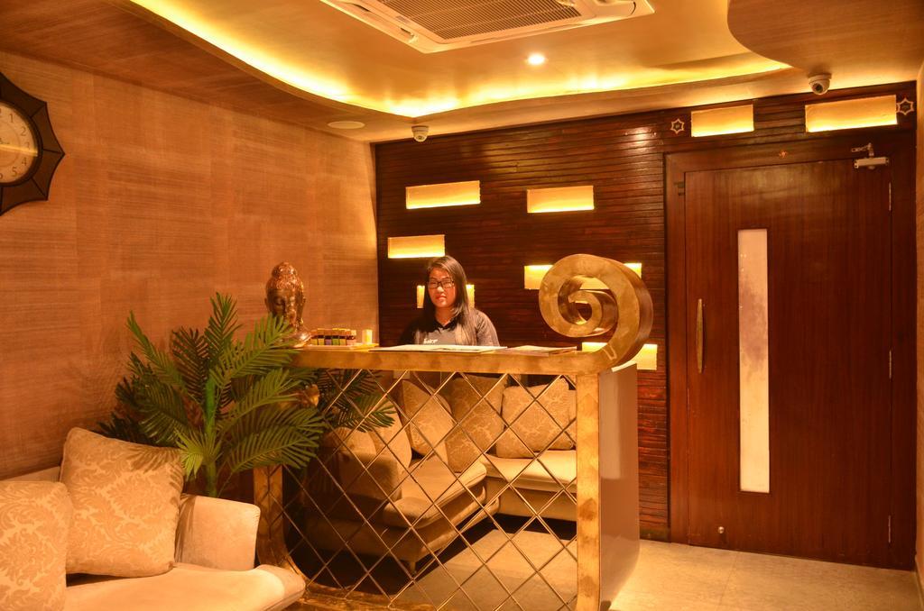 Anjushree Hotel Ujjain Bagian luar foto